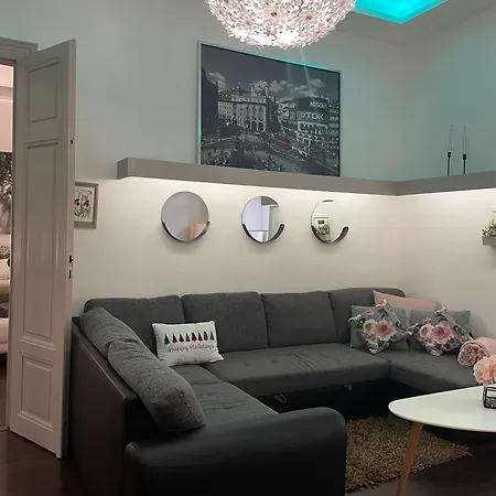 St3 * Szeged